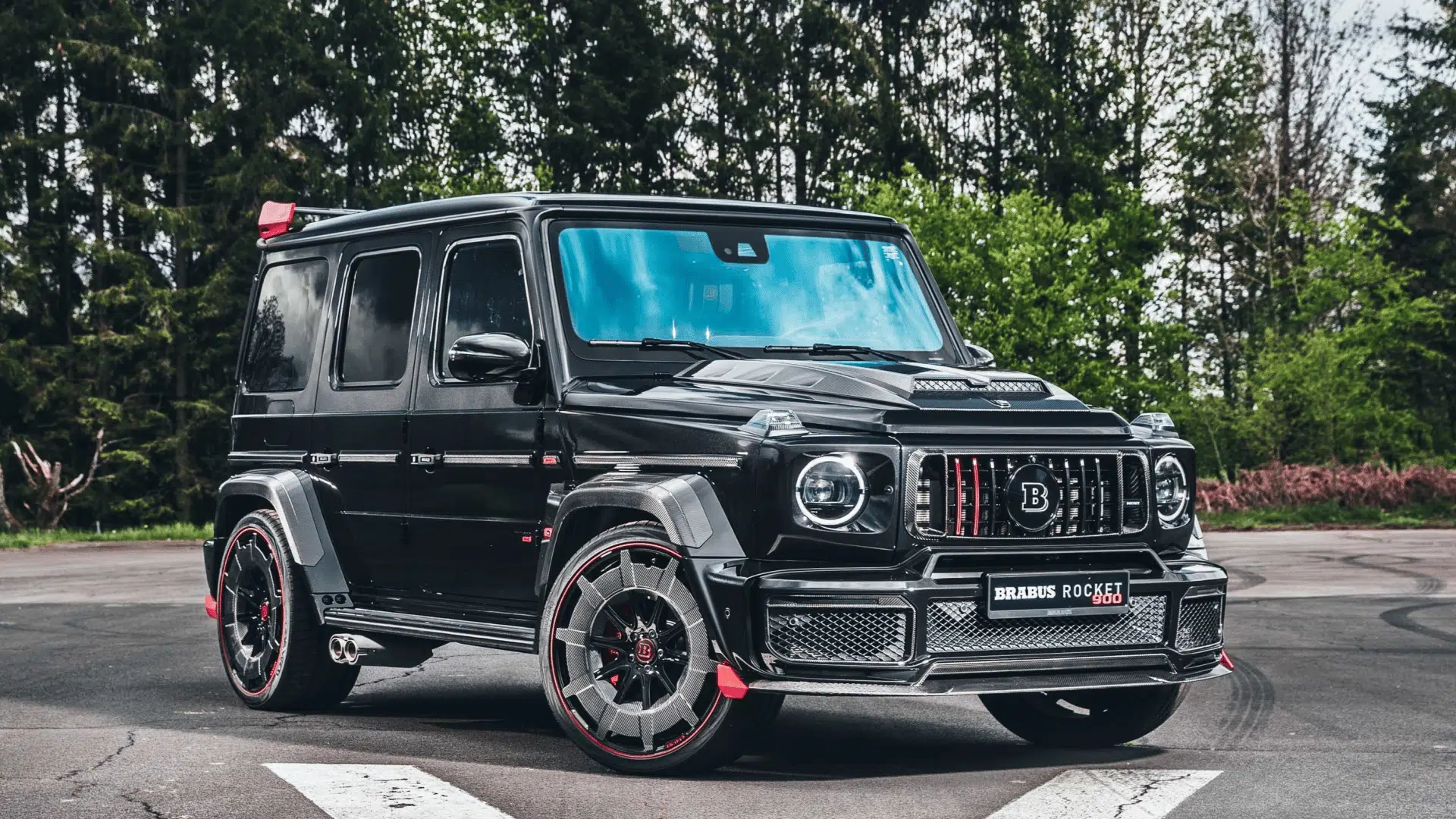 brabus 900 rocket edition exterior